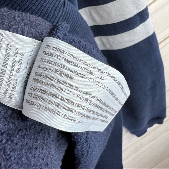 Hollister Navy Blue/Red Sweatshirt Hoodie Size Large - Picture 3 of 5